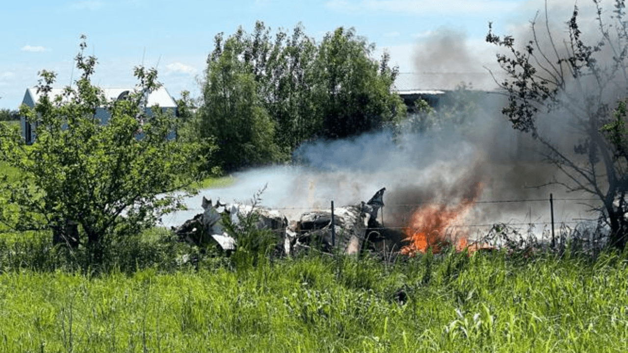 12 Killed After Skydiving Plane Crashes Near Missouri Airport