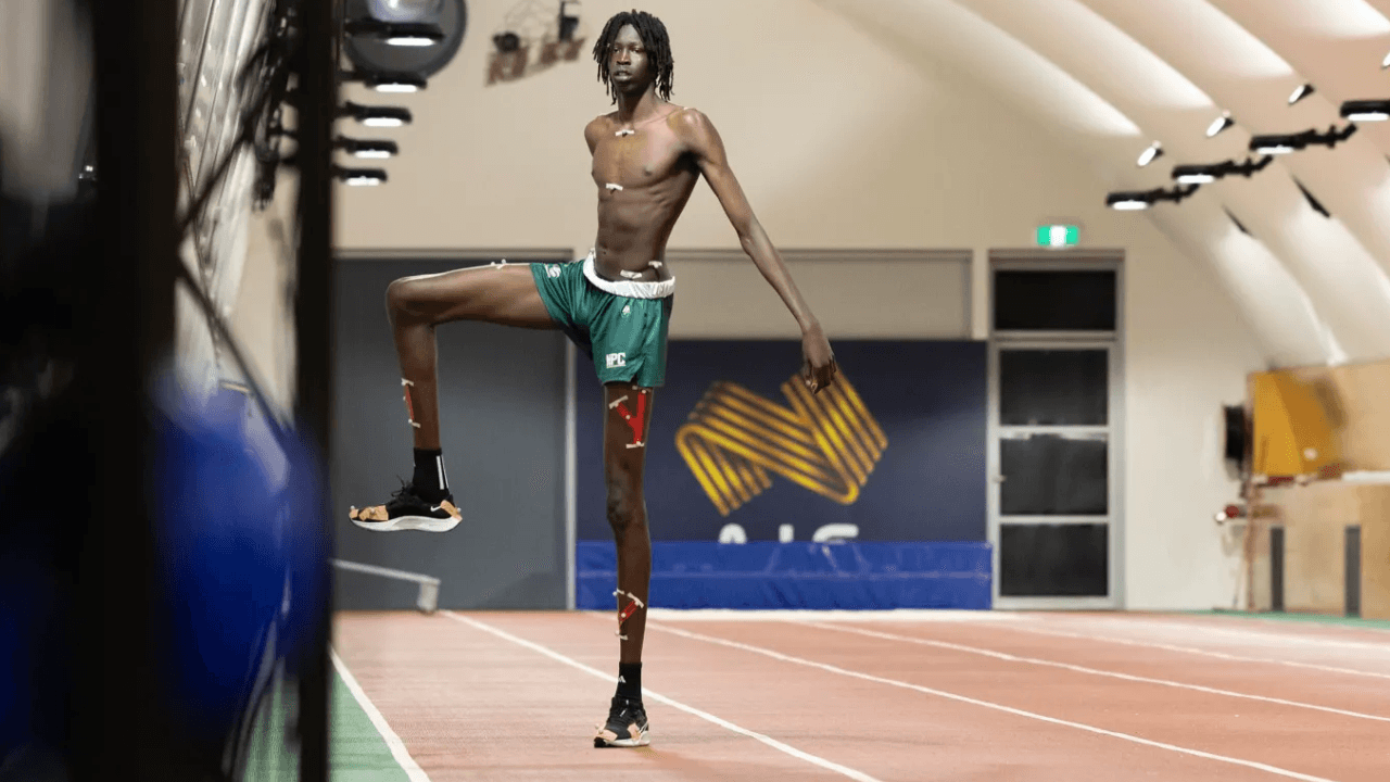 7 Foot 6 Teen Jongkuch Mach Goes Viral as NBA Scouts Watch Australia’s Giant Prospect