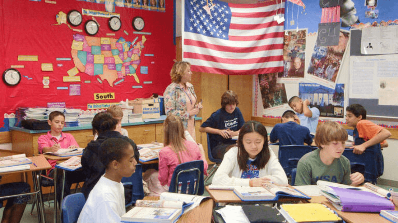 Federal Appeals Court Revives Texas Law Requiring Ten Commandments in Public School Classrooms