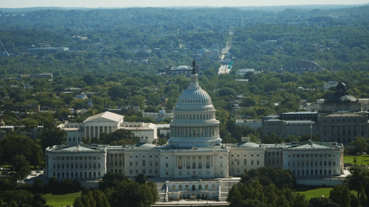 House Votes 220–204 to Limit Trump’s Iran War Powers for Third Time