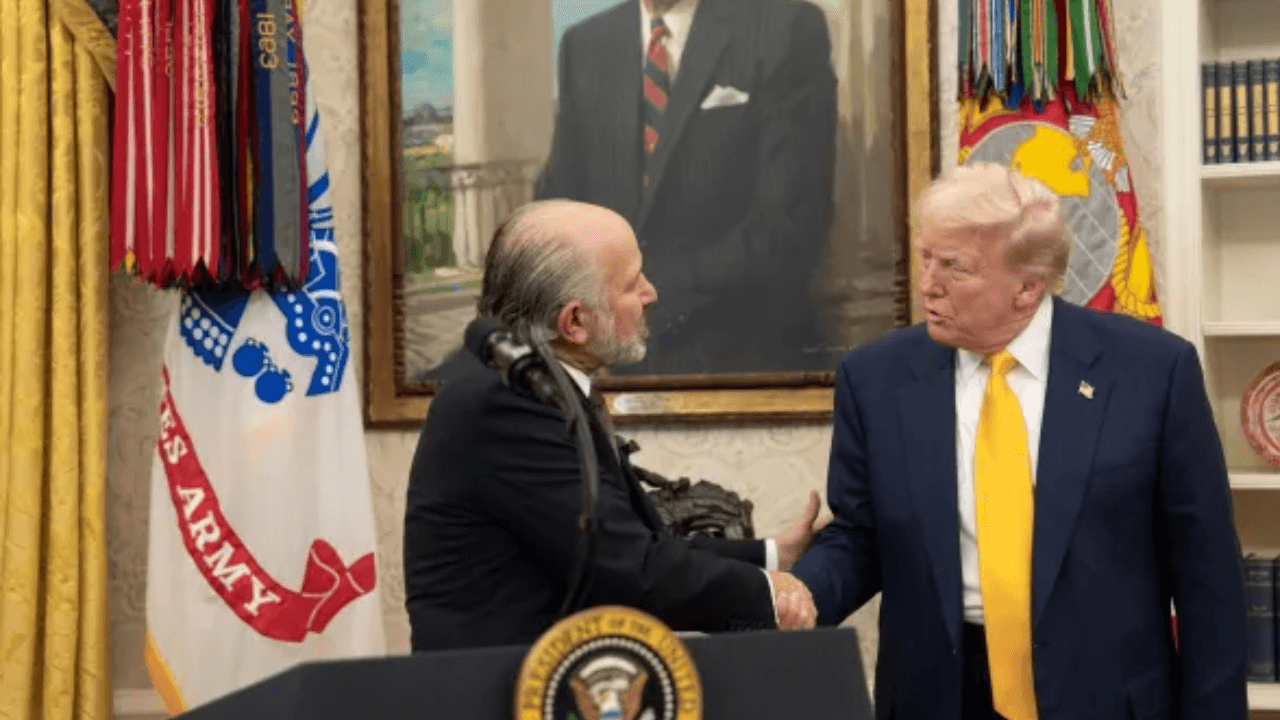 Howard Lutnick Admits Visiting Epstein Island Amid Growing Resignation Calls