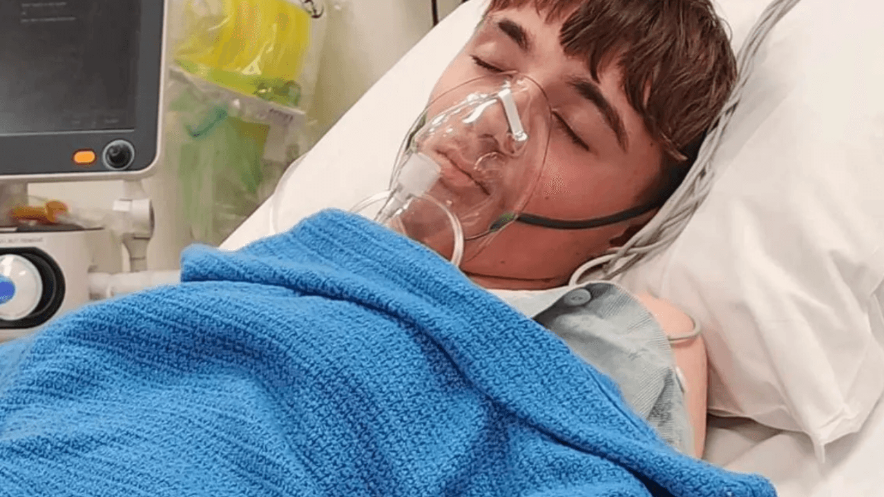 Teen Undergoes Multiple Surgeries After Heavy Vaping Leads to Collapsed Lung