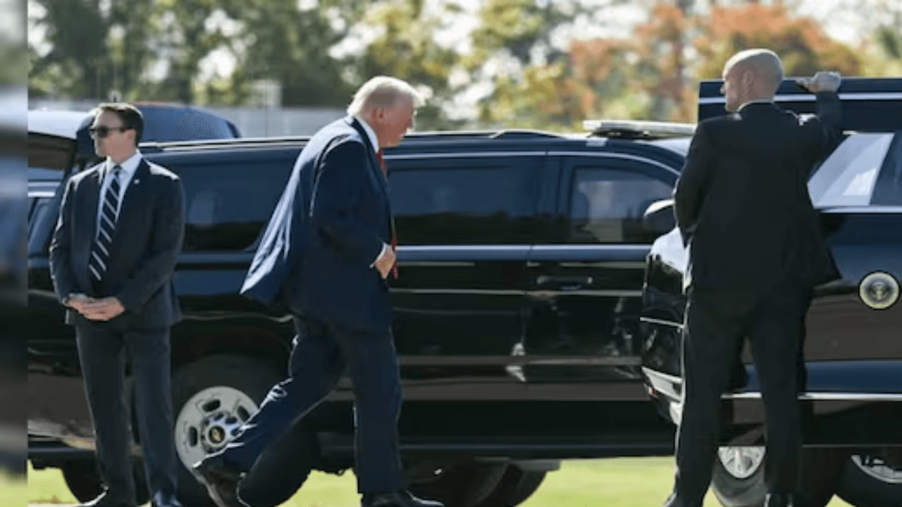 Trump Motorcade Rerouted After Suspicious Object Found at Palm Beach Airport