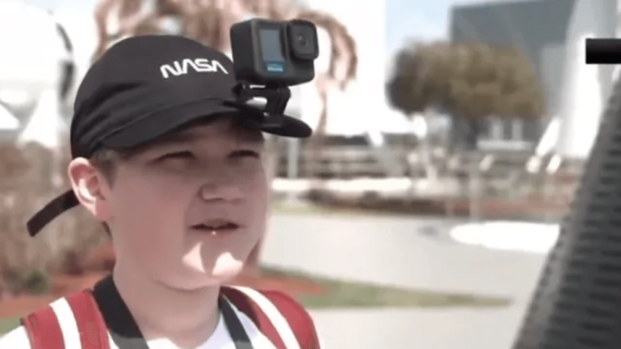 Young Fan Goes Viral After Emotional Reaction to Artemis II Launch