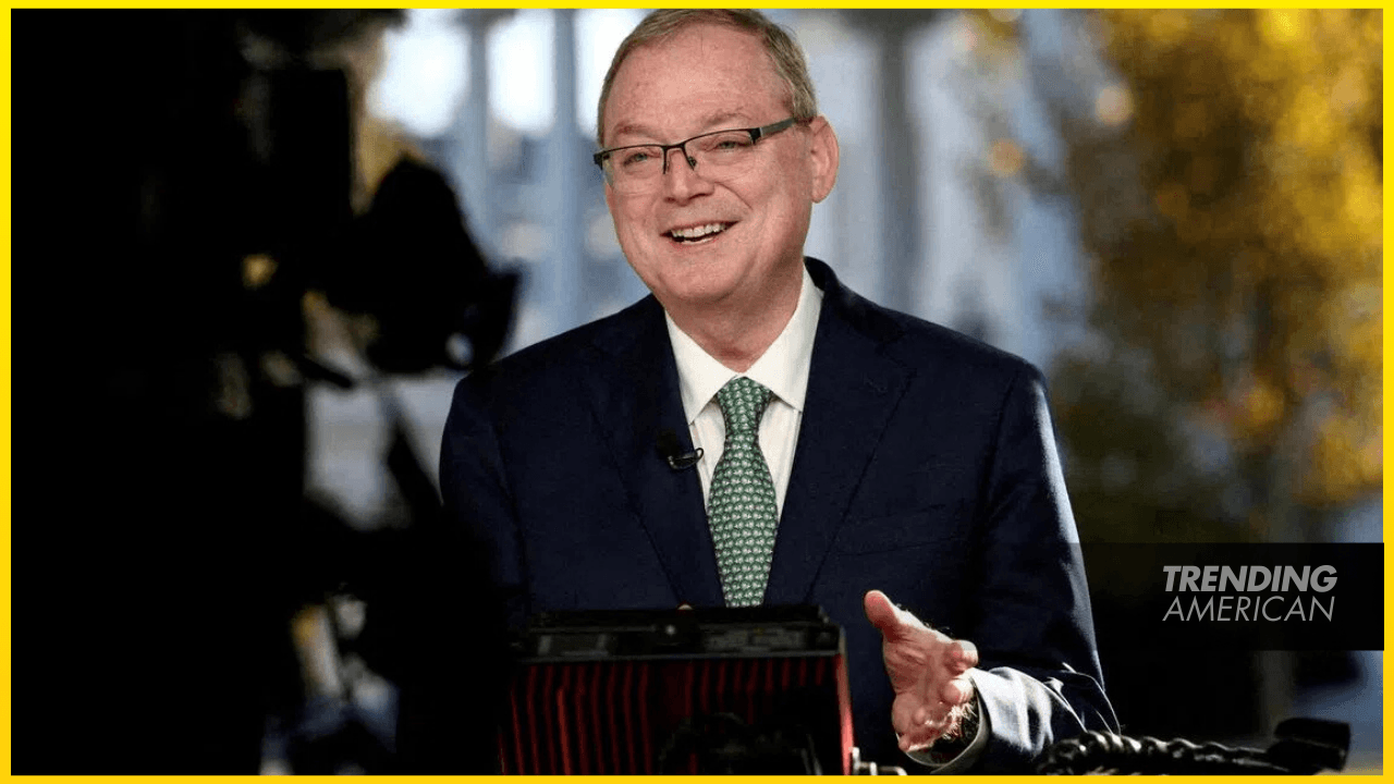 Hassett says Trump would be free to offer opinions on Fed policy