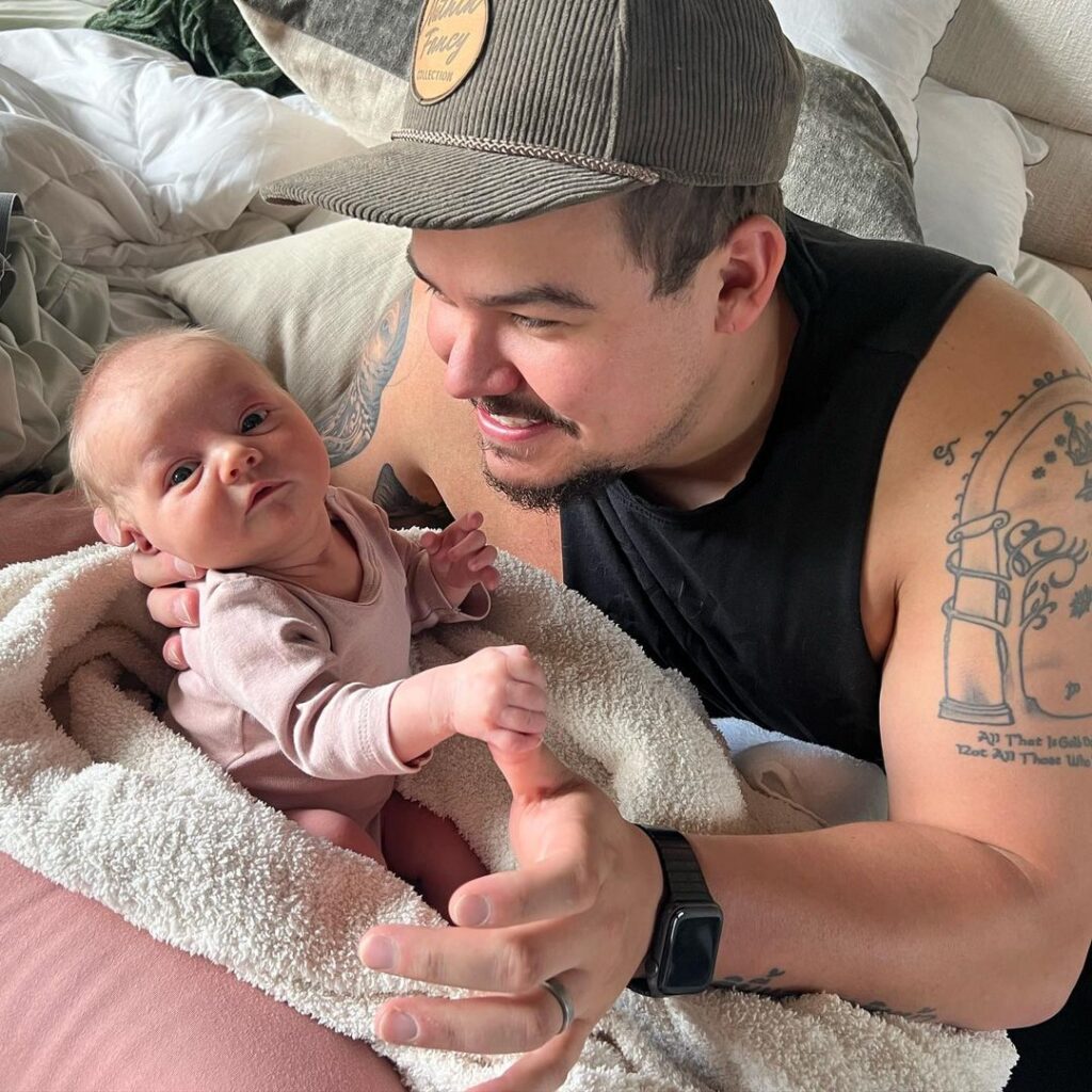 Kendall Rae's Husband and her new born baby Holly