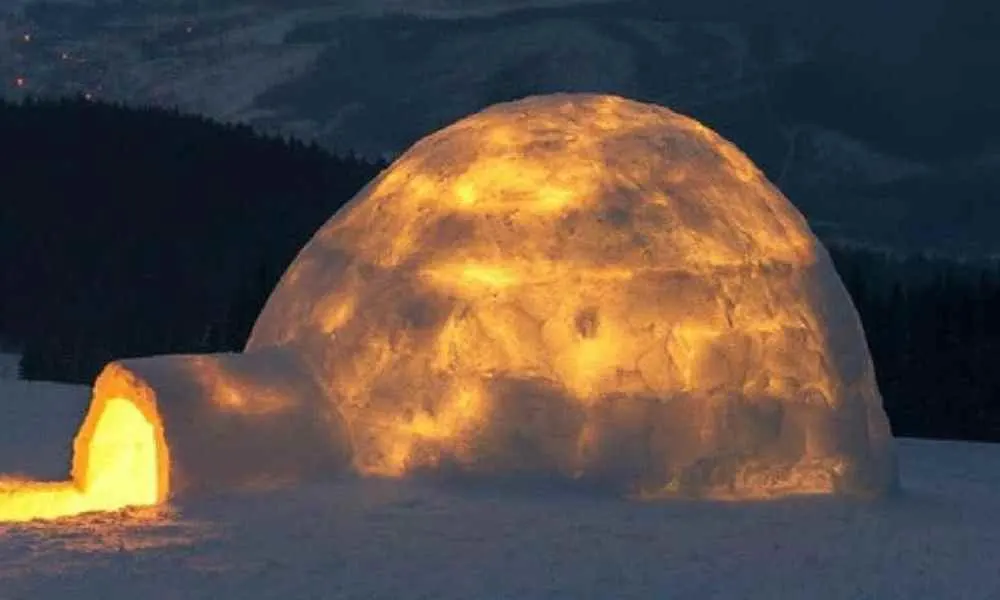 How Do People Stay Warm Inside An Igloo A Fire Can Burn Inside Without Melting An Igloo!