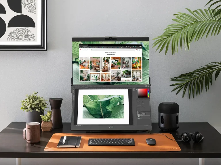 Stacked monitors for productivity